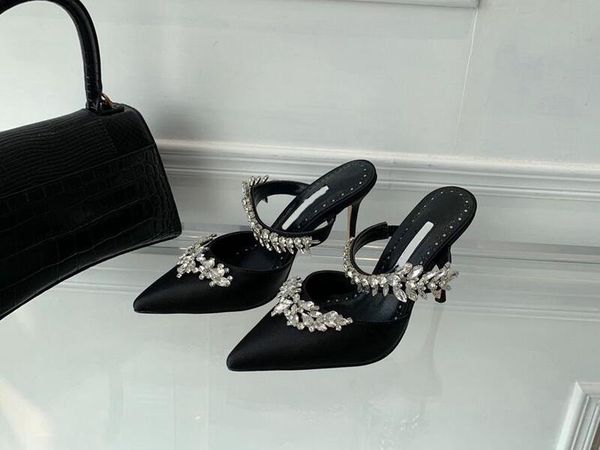 realfine slippers 5a mb manlo blanik lurum satin crystal embellished mules 5728290 9cm heels slipper sandals for women size 34-42, Black
realfine slippers 5a mb manlo blanik lurum satin crystal embellished mules 5728290 9cm heels slipper sandals for women size 34-42, Black