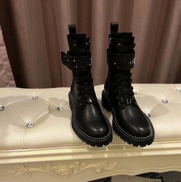2023 women designers rois boots ankle martin boots and real leather boot military inspired combat booties nylon bouch attached to the luxury, Black
2023 women designers rois boots ankle martin boots and real leather boot military inspired combat booties nylon bouch attached to the luxury, Black