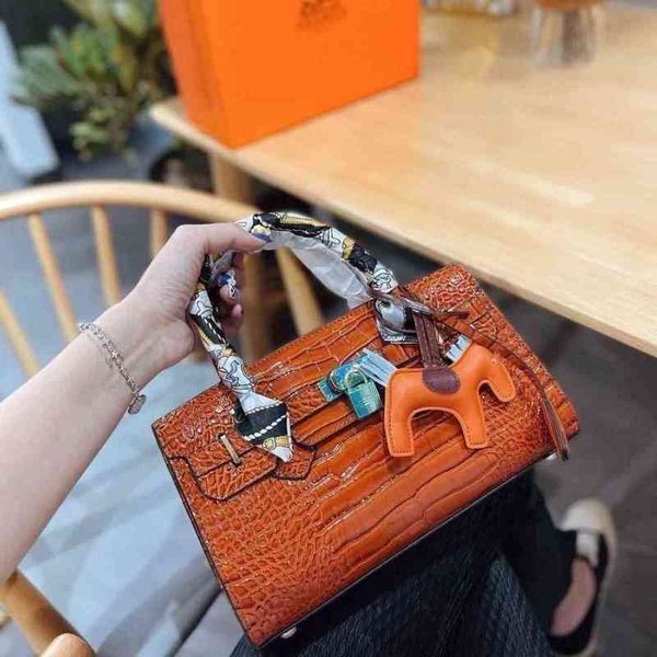 shoulder messenger new crocodile same h home leather women's platinum designer clutch bag crossbody bagxwl purses ladies handbags eveni
shoulder messenger new crocodile same h home leather women's platinum designer clutch bag crossbody bagxwl purses ladies handbags eveni