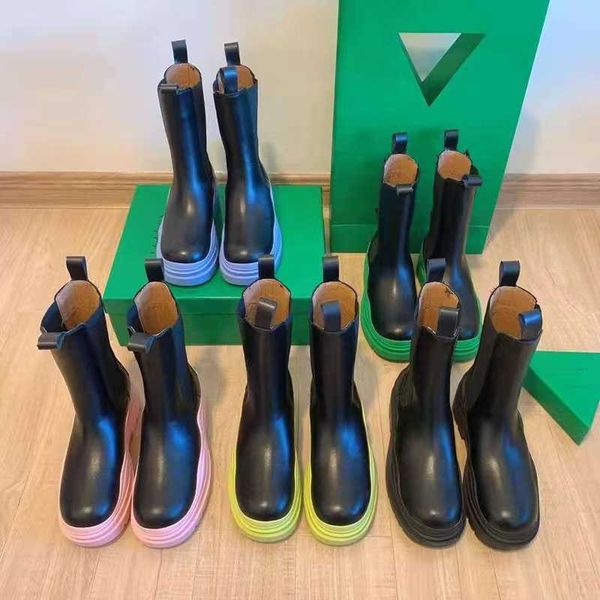 fashion boots leather martin ankle chaelsea boots non-slip warm mid boot rubber outsole rain elastic webbing luxury comfort tire, Black
fashion boots leather martin ankle chaelsea boots non-slip warm mid boot rubber outsole rain elastic webbing luxury comfort tire, Black