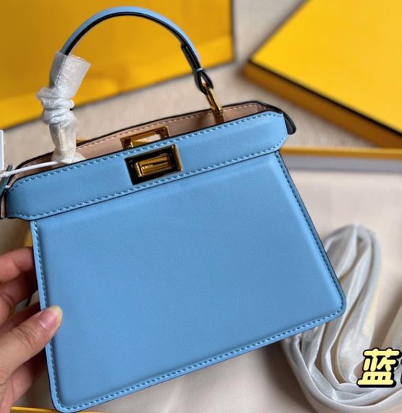 handbag tote bag isee women crossbody shoulder bags genuine leather removable strap gold hardware classic twist lock inner pocket fashion le
handbag tote bag isee women crossbody shoulder bags genuine leather removable strap gold hardware classic twist lock inner pocket fashion le