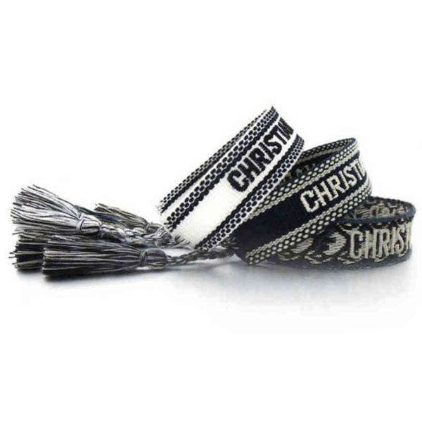 brand luxury braided bracelet adjustable woven friendship bangle for womens mens designer letter embroidery rope bracelets jewelry gift code, Golden;silver
brand luxury braided bracelet adjustable woven friendship bangle for womens mens designer letter embroidery rope bracelets jewelry gift code, Golden;silver