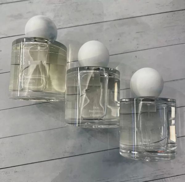 100 ml jo malone perfume rose limited cologne spray good smell with long last capacity fast delivery
100 ml jo malone perfume rose limited cologne spray good smell with long last capacity fast delivery