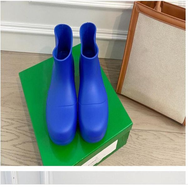 2022 designer rain boots spring fashion women men couple booties rubber outsole flatform non-slip multicolor size 35-45284h, Black
2022 designer rain boots spring fashion women men couple booties rubber outsole flatform non-slip multicolor size 35-45284h, Black