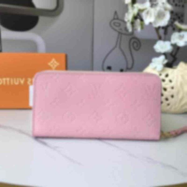 louiseity 1 viutonity bags brand slots rose wallet luxury zipper there red women long are three bag 8 card inside more secure op htats, Red;black
louiseity 1 viutonity bags brand slots rose wallet luxury zipper there red women long are three bag 8 card inside more secure op htats, Red;black