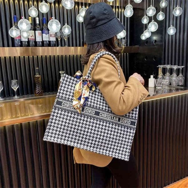 tote bag explosive new large off simple versatile 66% fashion models handbags 2022 bags korean version net red llcdl
tote bag explosive new large off simple versatile 66% fashion models handbags 2022 bags korean version net red llcdl