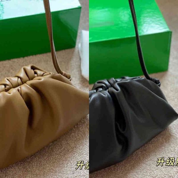 bags handbags evening venetasss designer bbottegasss cloud autumn winter versatile bag super fire solid leather fashion lovely c
bags handbags evening venetasss designer bbottegasss cloud autumn winter versatile bag super fire solid leather fashion lovely c