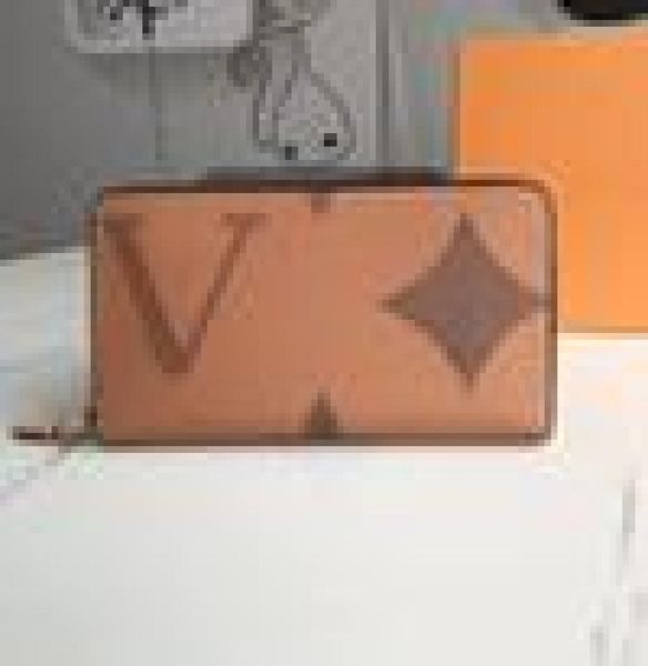 2021 fashion flowers designer wallets luxurys men women leather bags high q, Red;black
2021 fashion flowers designer wallets luxurys men women leather bags high q, Red;black