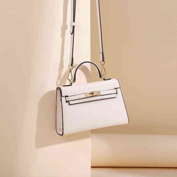 luxury evening bags h crossbody designer bags fashion versatile texture bag second generation mini single shoulder messenger bag leisure han
luxury evening bags h crossbody designer bags fashion versatile texture bag second generation mini single shoulder messenger bag leisure han