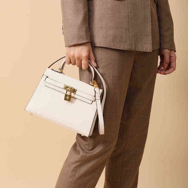 evening bags luxury h crossbody designer bags second generation women's bag fashion single shoulder messenger bag leather versatile han
evening bags luxury h crossbody designer bags second generation women's bag fashion single shoulder messenger bag leather versatile han