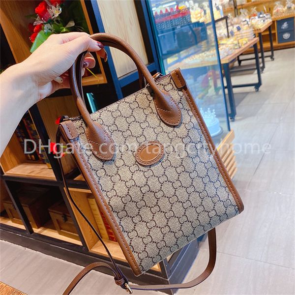 designer womens tote bag vertical briefcase ladies handbags printing sense of portable small square piano music cross body one shoulder mess
designer womens tote bag vertical briefcase ladies handbags printing sense of portable small square piano music cross body one shoulder mess