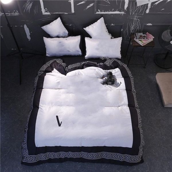 v white designer bedding sets duvet cover velvet chic bed comforters sets cover 4 pcs pillow cases size bedding250o
v white designer bedding sets duvet cover velvet chic bed comforters sets cover 4 pcs pillow cases size bedding250o