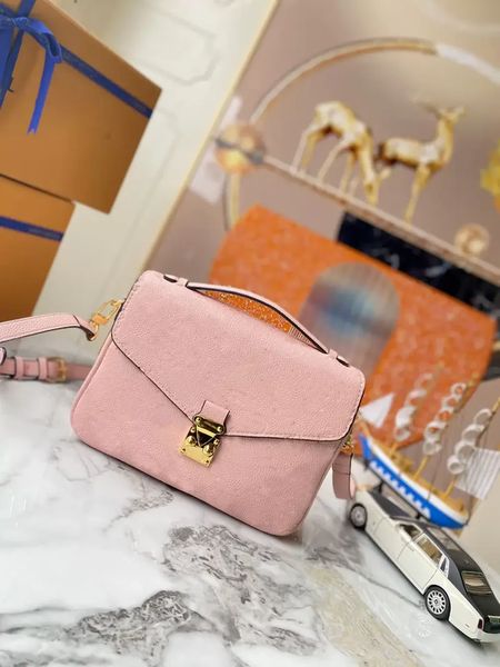 luxurys designers bags pochette metis messenger bag women handbag cross body metiss elegant shoulder bags crossbody shopping tote
luxurys designers bags pochette metis messenger bag women handbag cross body metiss elegant shoulder bags crossbody shopping tote