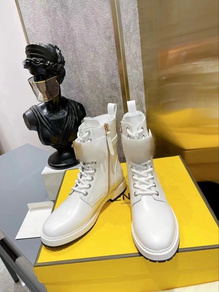 22ss graphy new metal mother strap ankle boots martens 35-42 with box dust bag, Black
22ss graphy new metal mother strap ankle boots martens 35-42 with box dust bag, Black