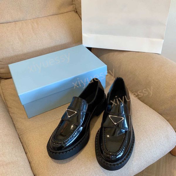 dress shoes high heel flat shoe social chunky women wedding party quality leather business formal loafer with original box 2021 fash, Black
dress shoes high heel flat shoe social chunky women wedding party quality leather business formal loafer with original box 2021 fash, Black