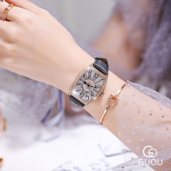 2022 new women's watch light luxury wine barrel digital temperament water diamond lady's gift, Slivery;brown
2022 new women's watch light luxury wine barrel digital temperament water diamond lady's gift, Slivery;brown