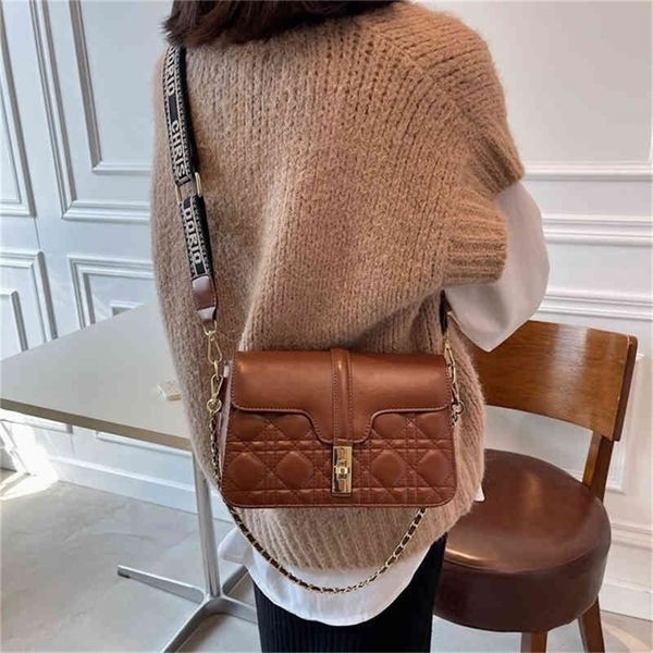 louiseity 1 viutonity thread hand embroidered trend design bags fashion 2022 chain lingge cross htobc
louiseity 1 viutonity thread hand embroidered trend design bags fashion 2022 chain lingge cross htobc