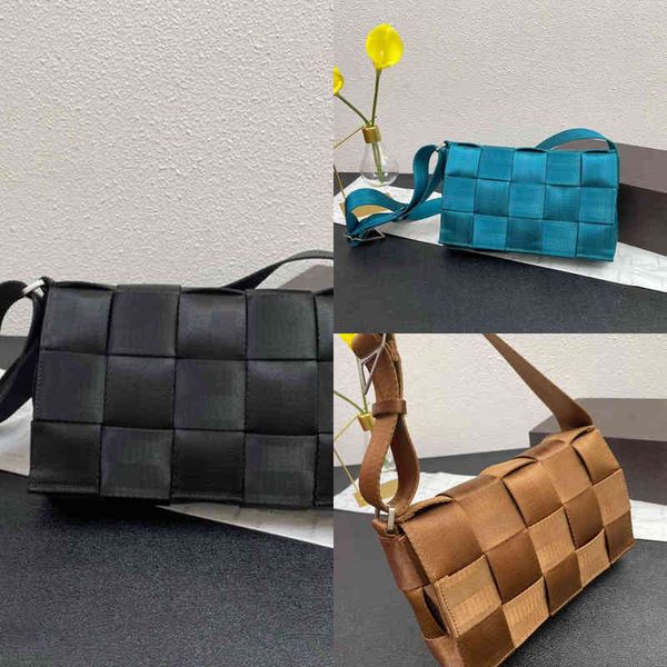 classic evening bags handbags venetassssss designer bbottegasss nylon bag fashion messenger woven men's women's high-quality pillo
classic evening bags handbags venetassssss designer bbottegasss nylon bag fashion messenger woven men's women's high-quality pillo