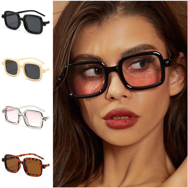fashion sunglasses square sun glasses simplity adumbral anti-uv spectacles retro eyeglasses personality temples ornamental, White;black
fashion sunglasses square sun glasses simplity adumbral anti-uv spectacles retro eyeglasses personality temples ornamental, White;black