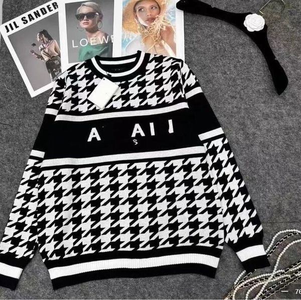 designer sweater jacket woman designer sweaters womens round neck stripe knit letter knitted long sleeved cardigan fashion casual knitwearua, White;black
designer sweater jacket woman designer sweaters womens round neck stripe knit letter knitted long sleeved cardigan fashion casual knitwearua, White;black