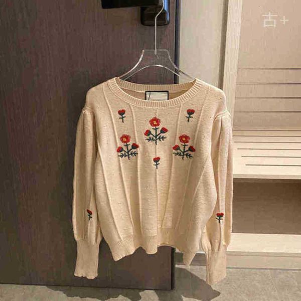 early autumn new lazy style loose crocheted sweater women's round neck pullover loose top, White;black
early autumn new lazy style loose crocheted sweater women's round neck pullover loose top, White;black