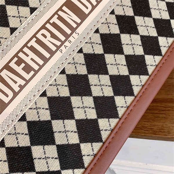 tote bag 66% handbags models off shopping new fashion hand simple large 2022 texture and gotot explosive chessboard generous vvhlg
tote bag 66% handbags models off shopping new fashion hand simple large 2022 texture and gotot explosive chessboard generous vvhlg