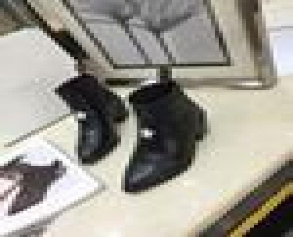 black pointed toe autumn winter women ankle boots flats shoes genuine leather female slip on short martin boots design runway ladi
black pointed toe autumn winter women ankle boots flats shoes genuine leather female slip on short martin boots design runway ladi