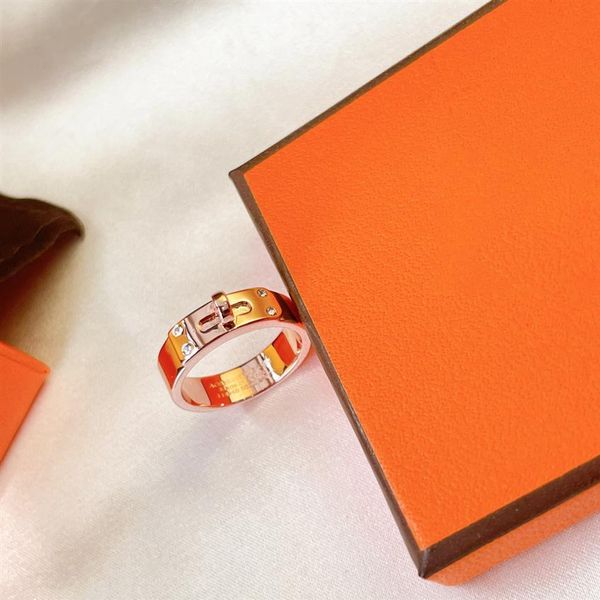 luxury designer ring men's and women's rings 2022 fashion trend charm boutique ring high-quality gift jewelry good ni278e, Silver
luxury designer ring men's and women's rings 2022 fashion trend charm boutique ring high-quality gift jewelry good ni278e, Silver