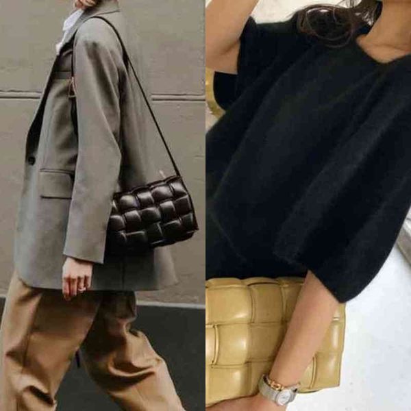 bags evening handbags venetasss designer bbottegasss woven bag pillow caramel women's large lattice single shoulder messenger fashion j
bags evening handbags venetasss designer bbottegasss woven bag pillow caramel women's large lattice single shoulder messenger fashion j