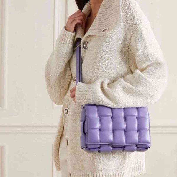 classic evening bags wholesale venetas leather designer handbags bottegas plaid small square star same style fashion versatile texture women
classic evening bags wholesale venetas leather designer handbags bottegas plaid small square star same style fashion versatile texture women