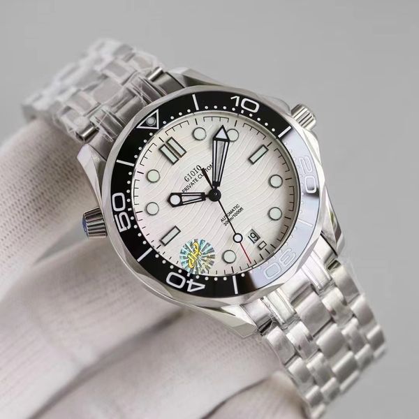 41mm mens automatic mechanical watch black blue ceramic stainless steel luminous sapphire, Slivery;brown
41mm mens automatic mechanical watch black blue ceramic stainless steel luminous sapphire, Slivery;brown
