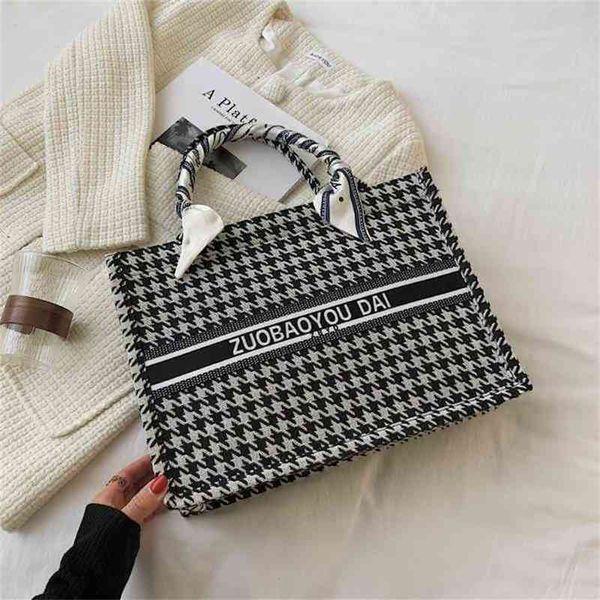 65% off online clearance super low spring leopard tote bag fashion silk scarf hand single shoulder armpit small square bag
65% off online clearance super low spring leopard tote bag fashion silk scarf hand single shoulder armpit small square bag
