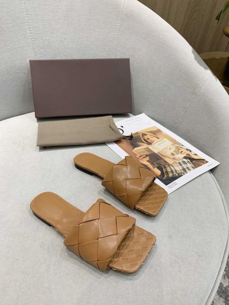 mules slippers shoes woman summer buckle strap rivet sandals high-heel shoes pointed toe, Black
mules slippers shoes woman summer buckle strap rivet sandals high-heel shoes pointed toe, Black