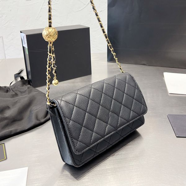 22ss f/w calfskin wallet with chain bags gold crush gold ball adjustable shoulder strap card holder purse 20cm
22ss f/w calfskin wallet with chain bags gold crush gold ball adjustable shoulder strap card holder purse 20cm