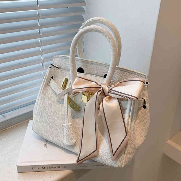 evening bags luxury classic designer handbags high texture brikins women's silk scarf summer korean fashion single shoulder messenger 
evening bags luxury classic designer handbags high texture brikins women's silk scarf summer korean fashion single shoulder messenger