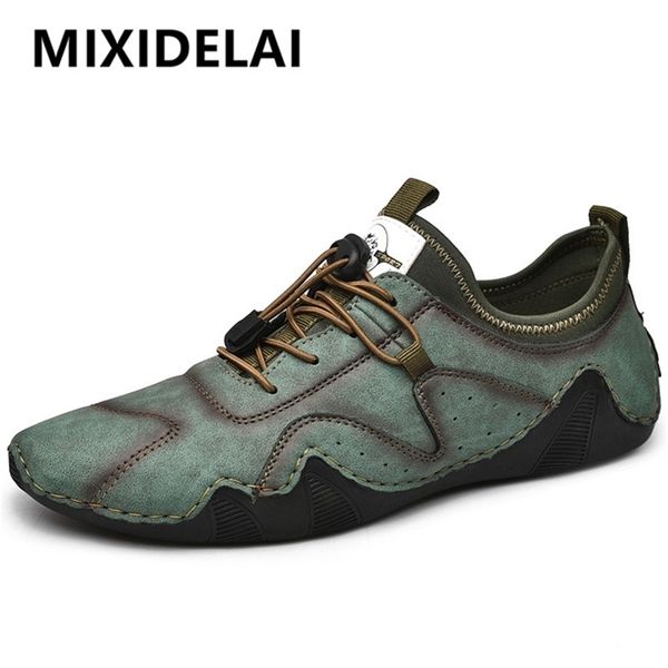 brand men's casual shoes handmade leather outdoor flat fashion sneakers man boat zapatos de hombre 220819, Black 
brand men's casual shoes handmade leather outdoor flat fashion sneakers man boat zapatos de hombre 220819, Black