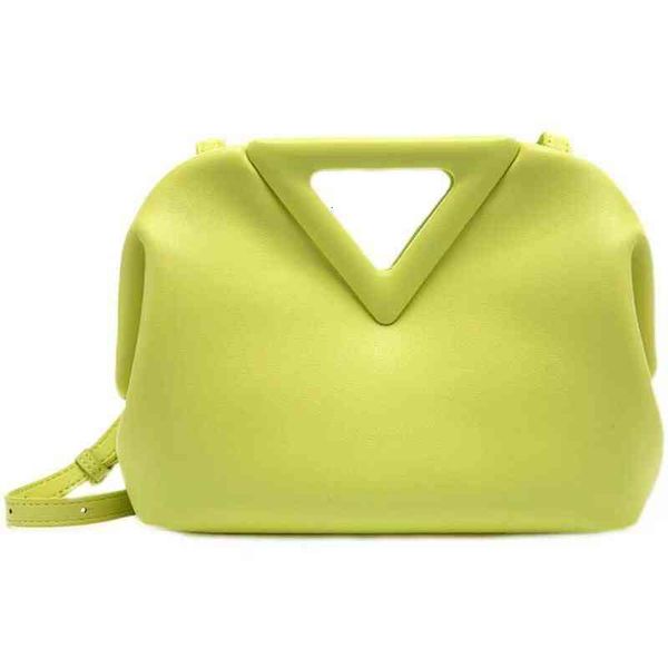 classic evening bags venetassss hands bottegasssss designer cloud portable mini one shoulder diagonal cross natural inverted triangle dumpli
classic evening bags venetassss hands bottegasssss designer cloud portable mini one shoulder diagonal cross natural inverted triangle dumpli