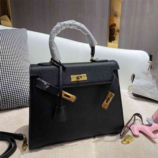 bags luxury evening women designer herme luxurys france brand classic birkins totes high quatity genuine leather handbag fashion selling
bags luxury evening women designer herme luxurys france brand classic birkins totes high quatity genuine leather handbag fashion selling