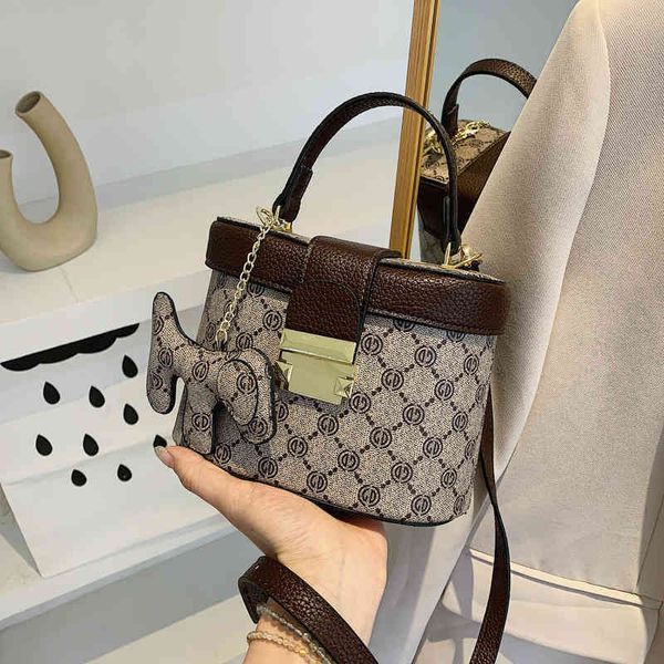 65% off outlet online wholesale high sense bag female 2022 new korean fashion printing messenger portable small bag versatile one shoulder w
65% off outlet online wholesale high sense bag female 2022 new korean fashion printing messenger portable small bag versatile one shoulder w