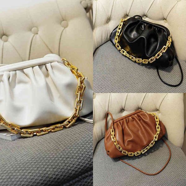 evening bags classic fashion as bottegas wrinkled wholesale chain handbag version versatile simple shoulder cloud bag dumpling b woven cross
evening bags classic fashion as bottegas wrinkled wholesale chain handbag version versatile simple shoulder cloud bag dumpling b woven cross