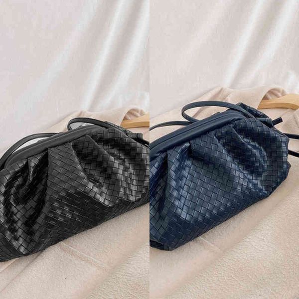 evening bags crossbody bbottegasss designer handbags venetasss texture soft woven women's bag fashion style foreign one shoulder
evening bags crossbody bbottegasss designer handbags venetasss texture soft woven women's bag fashion style foreign one shoulder