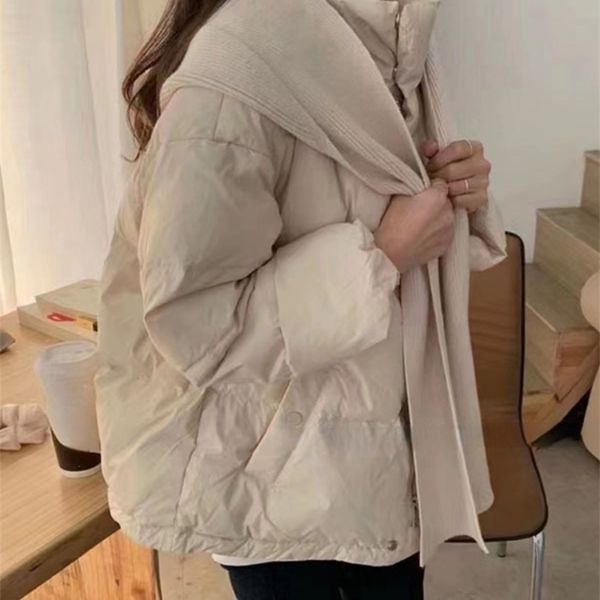 2022 solid color knitted hooded collar loose coat winter women jacket 90% white duck down warm outerwear fashion streetwear 220822, Black
2022 solid color knitted hooded collar loose coat winter women jacket 90% white duck down warm outerwear fashion streetwear 220822, Black