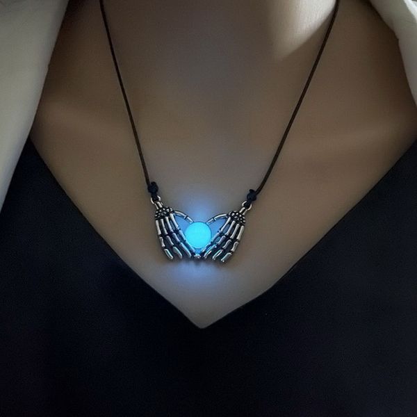 fashion halloween skull palm heart pendant luminous necklace for women glowing jewelry rope chain choker party statement gift, Silver
fashion halloween skull palm heart pendant luminous necklace for women glowing jewelry rope chain choker party statement gift, Silver