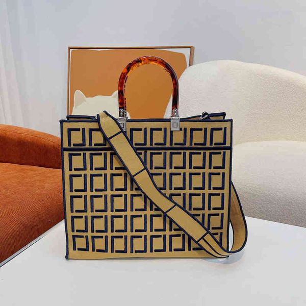 shoulder bags the tote bag totes women hands designers shoulder s fashion all-match classic large capacity multifunction wallet alphabet pat
shoulder bags the tote bag totes women hands designers shoulder s fashion all-match classic large capacity multifunction wallet alphabet pat