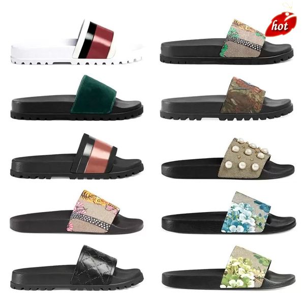 2022 designers slippers for men women floral slides woman flats platform sandals rubber brocade gear sole mule flip flops striped beach, Black
2022 designers slippers for men women floral slides woman flats platform sandals rubber brocade gear sole mule flip flops striped beach, Black