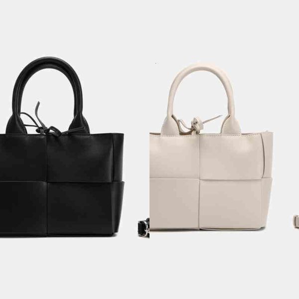 venetasss evening bags bbottegasss handbags vegetable women's arcotote basket tote bag leather large plaid woven handbag
venetasss evening bags bbottegasss handbags vegetable women's arcotote basket tote bag leather large plaid woven handbag