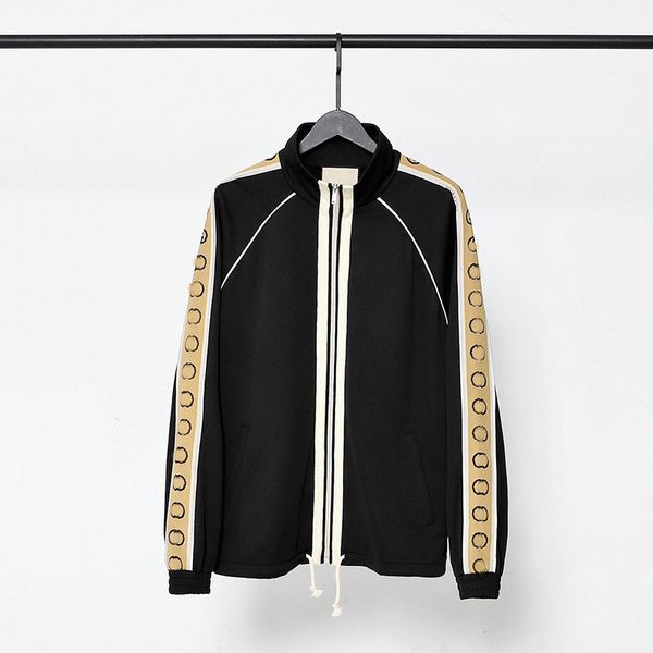 coats outwear mens jacket outdoor luxury designer clothes luxuries autunm winter luxurious fashion for men desingers coat jackets man sweats, Black;brown
coats outwear mens jacket outdoor luxury designer clothes luxuries autunm winter luxurious fashion for men desingers coat jackets man sweats, Black;brown