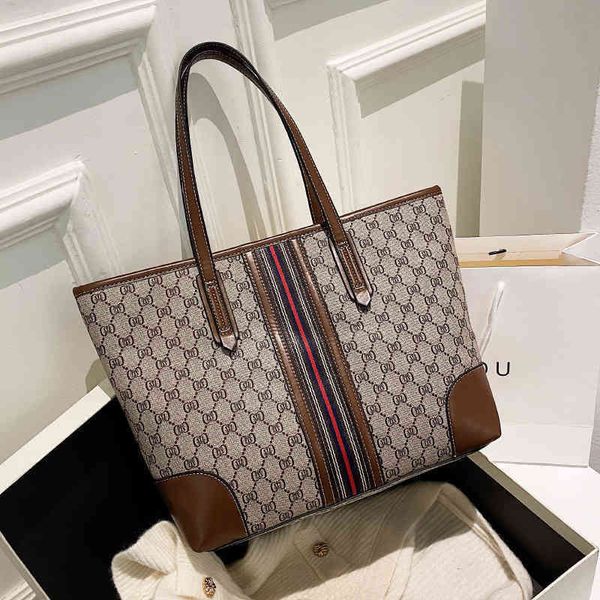 65% off online sale wholesale large capacity tote bag women's 2022 new versatile fashion printed one shoulder handbag leisure women
65% off online sale wholesale large capacity tote bag women's 2022 new versatile fashion printed one shoulder handbag leisure women