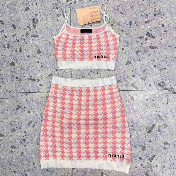 fashion sling skirts two piece set womens summer dress plaid pattern knitted vest clothes, White
fashion sling skirts two piece set womens summer dress plaid pattern knitted vest clothes, White