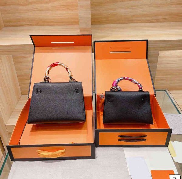 bags herme evening designer women handbags classic kelys handbag shopping bag fashion matching silk scarf pendant three piece set high quaty
bags herme evening designer women handbags classic kelys handbag shopping bag fashion matching silk scarf pendant three piece set high quaty